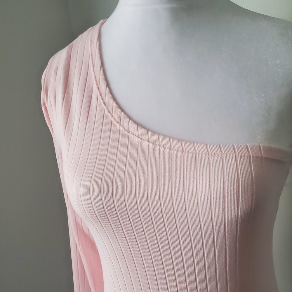 NWT * One Shoulder Long Sleeve Pink Ribbed Cropped Top Coquette Fairy